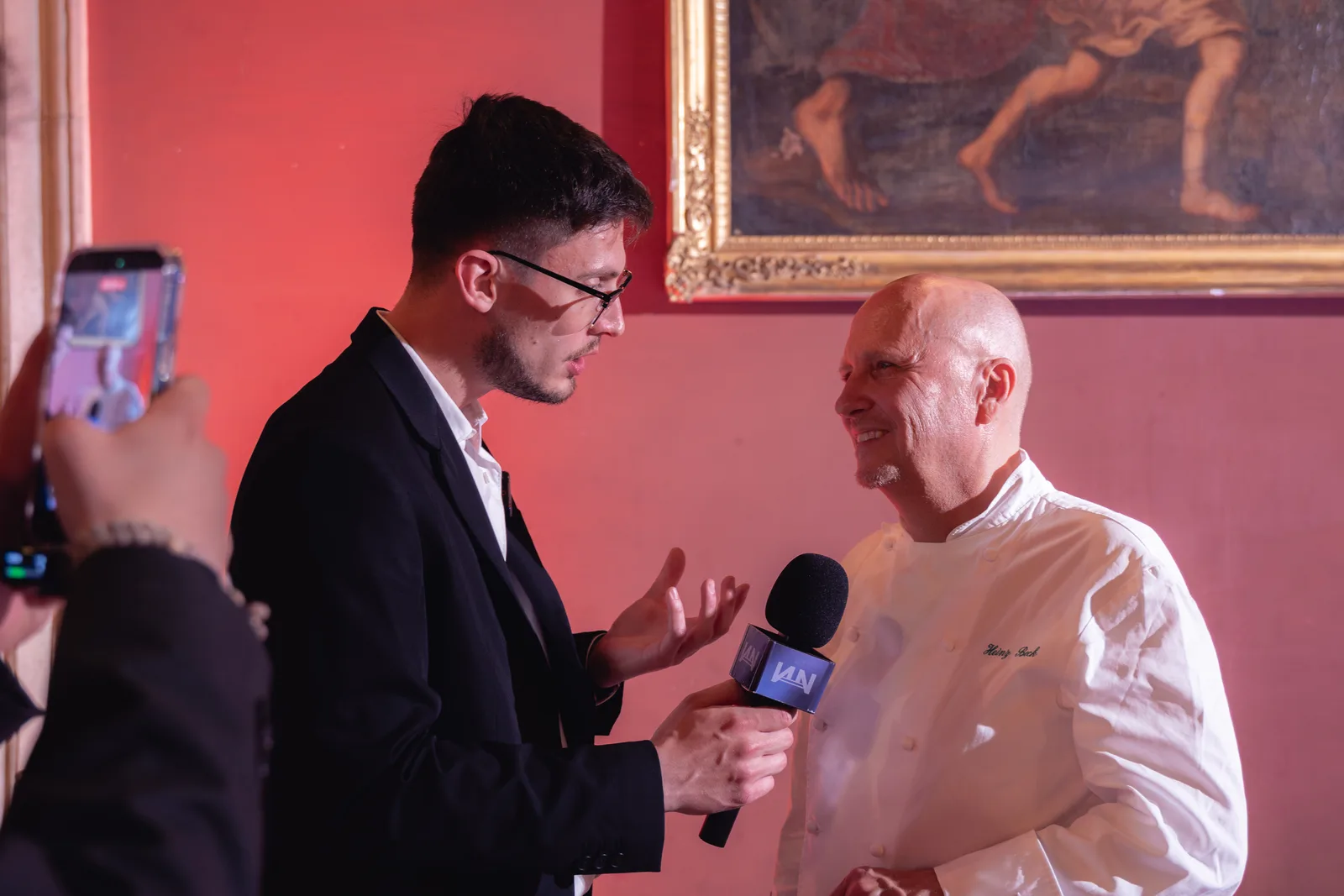 Brindisi alla Prima Serata di Networking di Innovation Bridge
