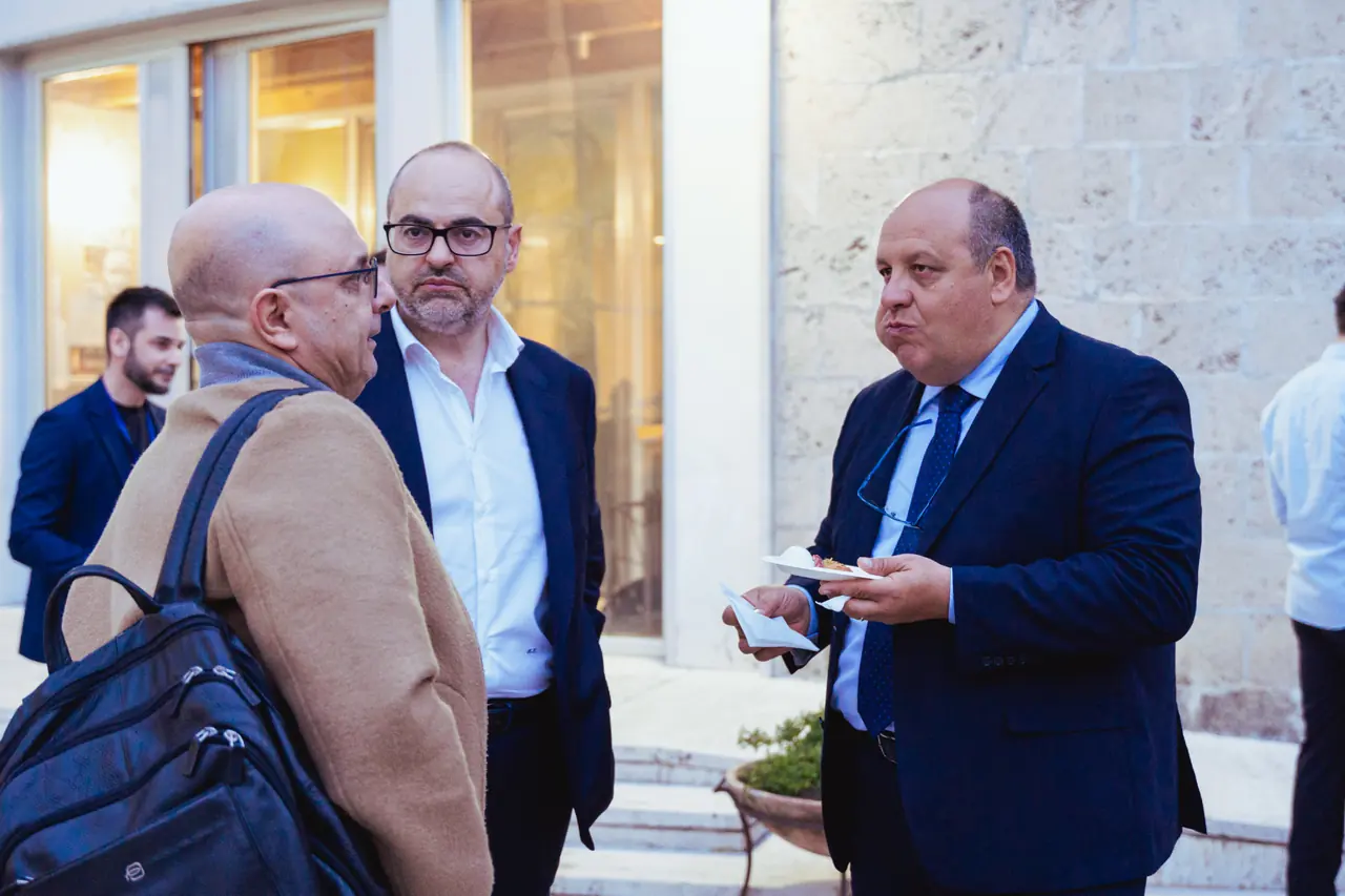 A conversation during networking