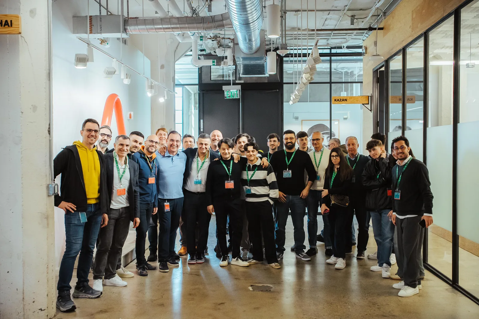 Delegazione Innovation Bridge negli uffici di Airbnb a San Francisco, missione Silicon Valley 2025